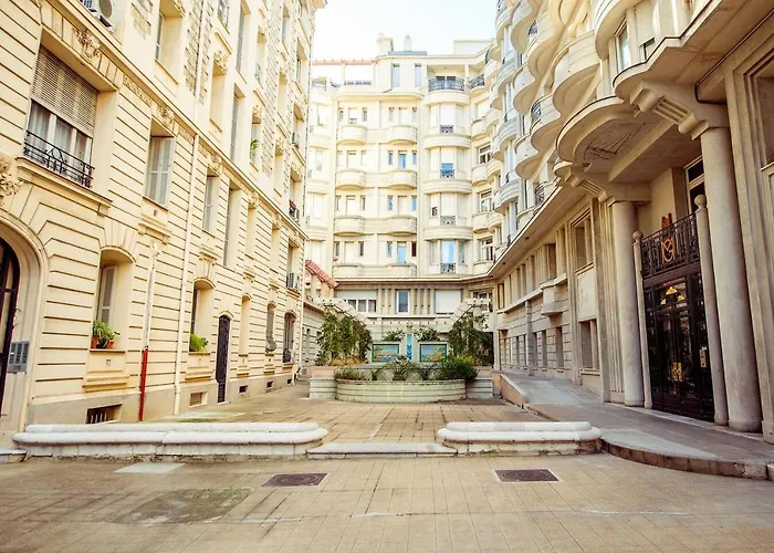 новая 3-комнатная на 2й линии от моря. * Nizza