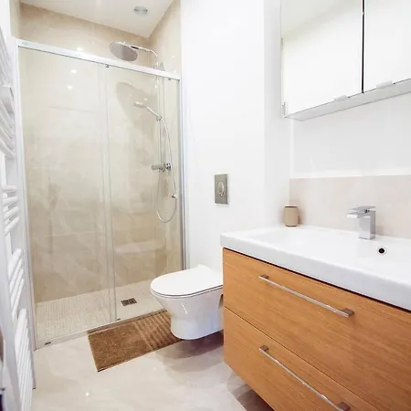 новая 3-комнатная на 2й линии от моря.